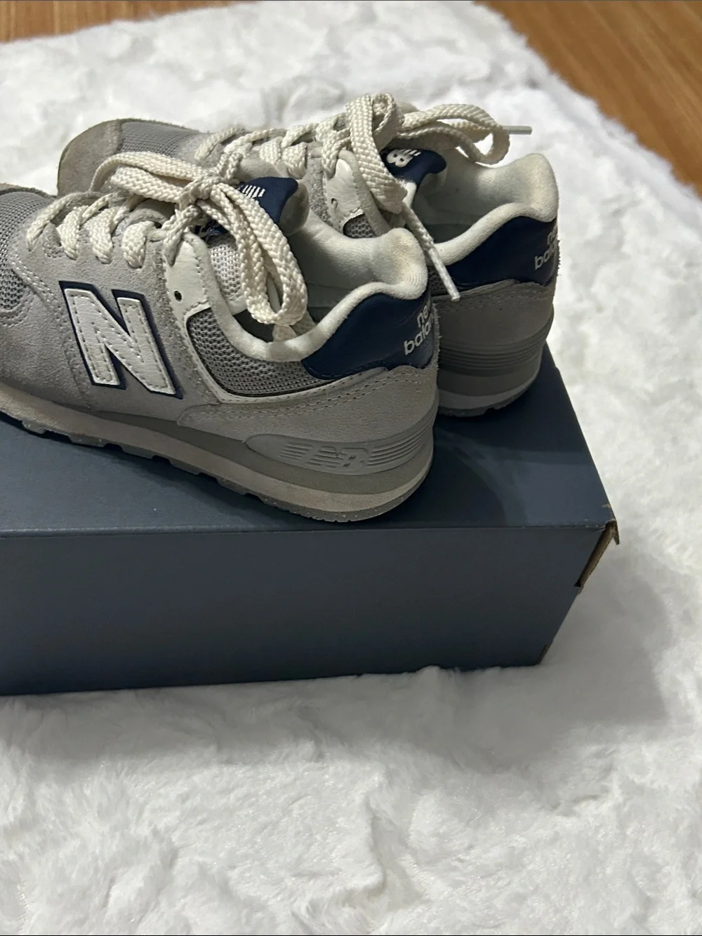 New Balance light gray